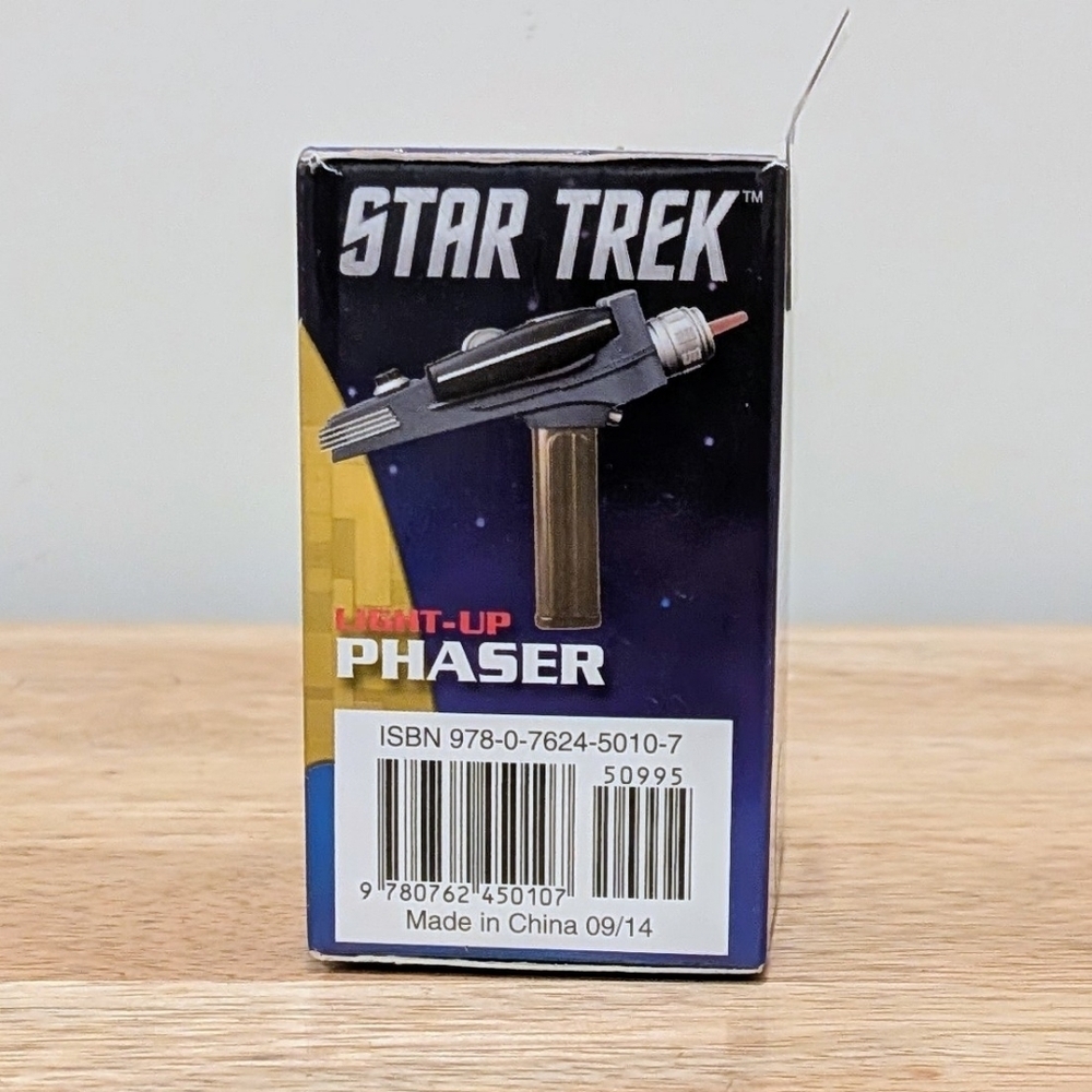 NWT Star Trek Mini Light Up Phaser and History Book from Running Press - Picture 2 of 6